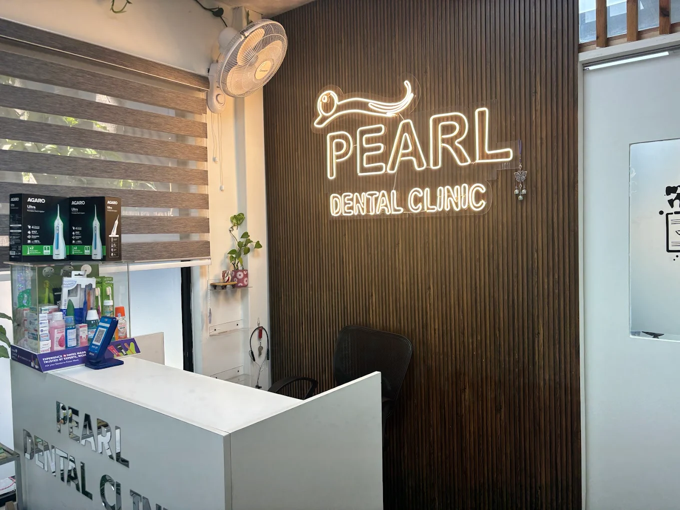 Pearl Dental Clinic — Reception
